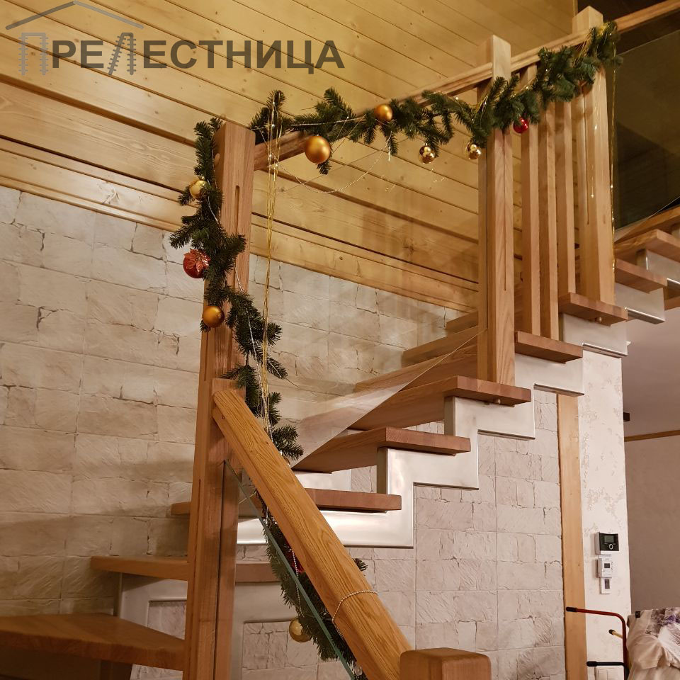 lestnica_s_ograzhdeniem_steklo_13.jpg